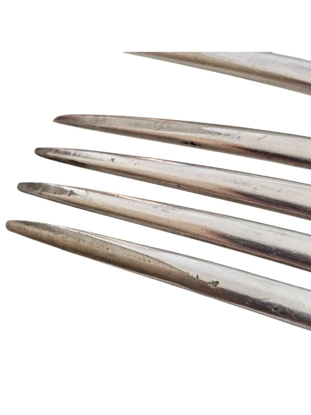 4 Oneida Coronation Forks Silverplate 7.5